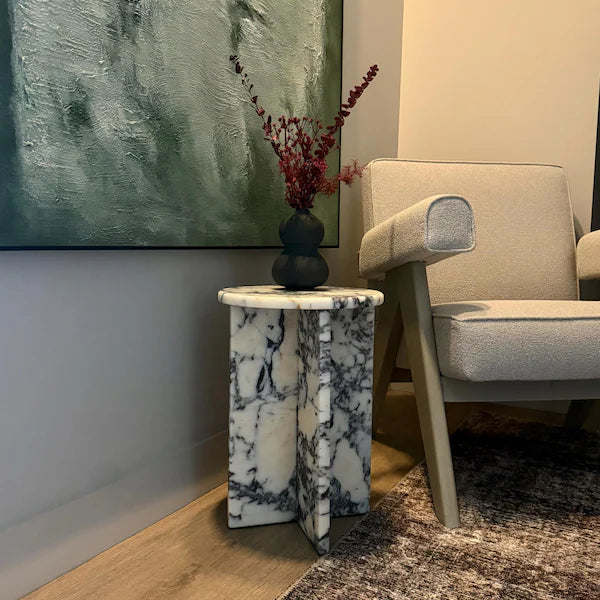 Calacatta Viola Side table, Round table top – product view 7 – Grosvenor Marble Co.